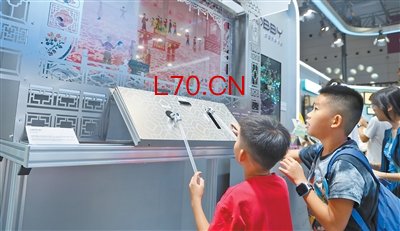 “一米视角”呵护成长（探访）
